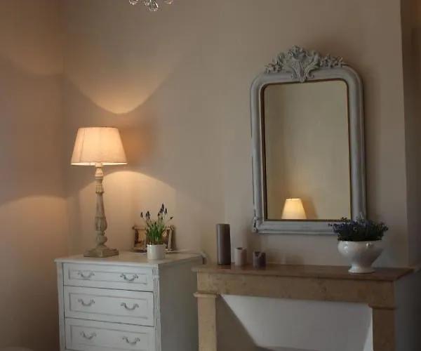 Les Romarins B&b, 10 Min D'uzes, Piscine Et Grand Jardin, Table D'hote *